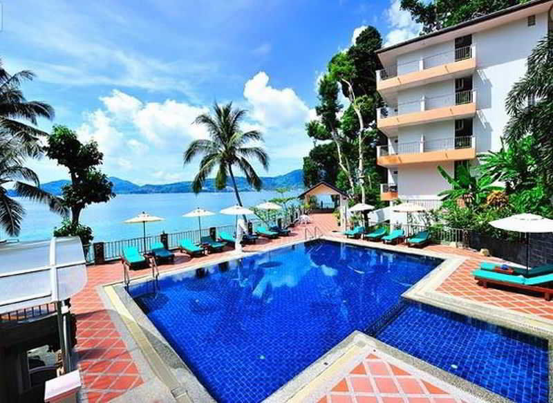 Blue Beach Club & Resort Patong Екстериор снимка
